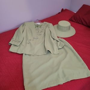 Women's suit with matching hat